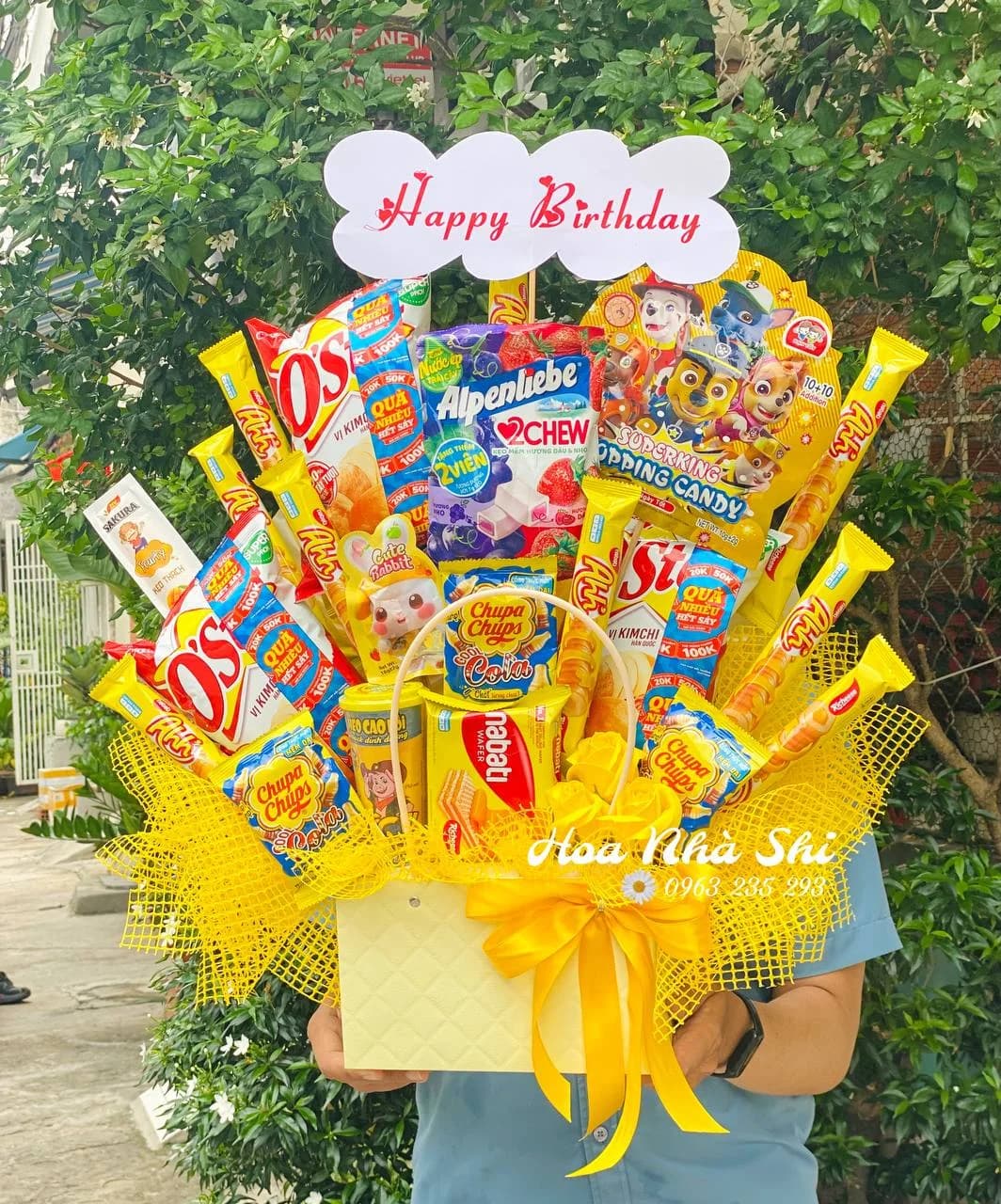 Bó Hoa Bánh Kẹo Sinh Nhật - 062 — ảnh minh họa