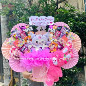 bo hoa banh keo sinh nhat mau tim mix kuromi 224